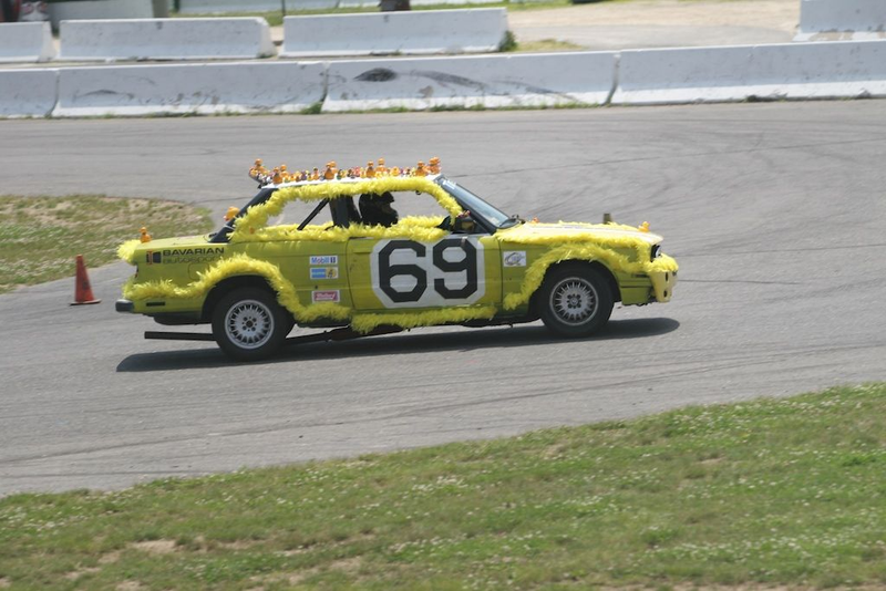 Illustration for article titled The 24 Hours Of LeMons New England 2009 Über Gallery, Part 4